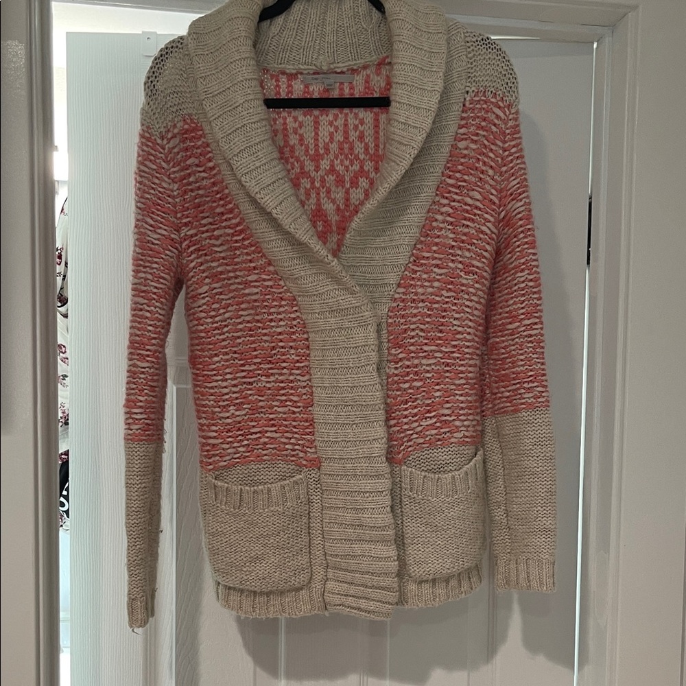 AAAdorable Gap Cardigan Women’s Sweater
